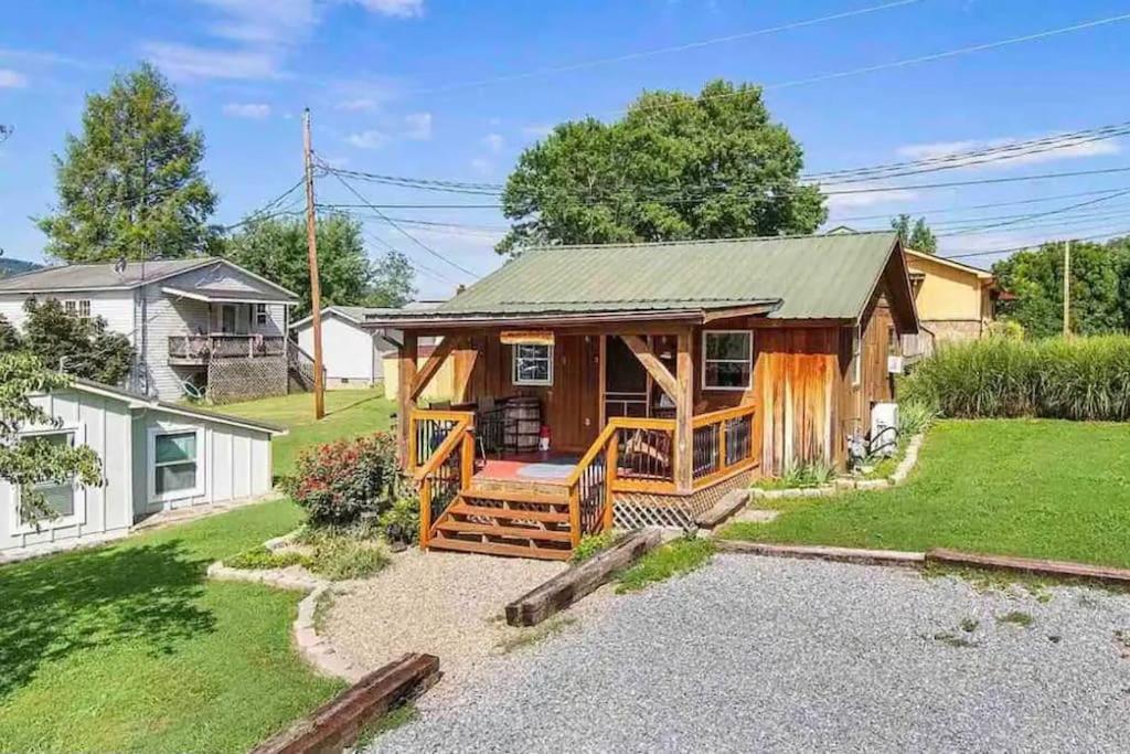 Cozy Cabin Walking Distance To Parkway! Pigeon Forge Zewnętrze zdjęcie